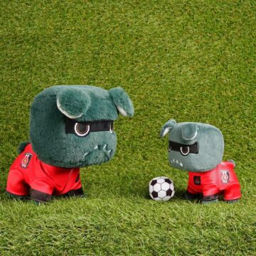 浦和レッズ デリ丸。