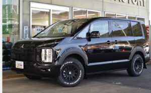 三菱認定中古車 中古車 デリカD：5 ブラックエディション ４WD
