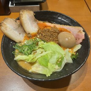 岐阜　ラーメン　麺工房弾　味噌　ピリ辛